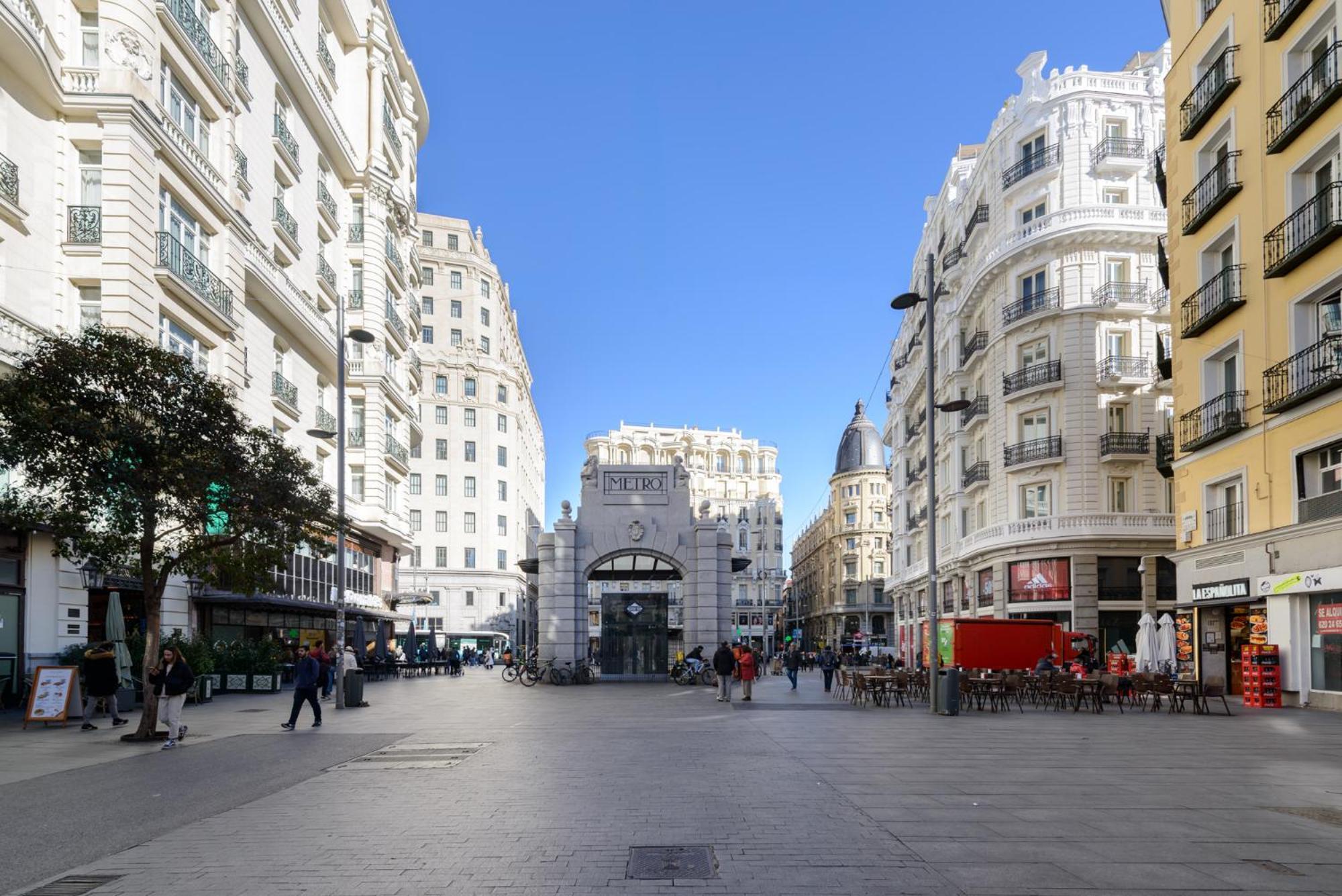 GRAN VIA-SOL SPACIOUS APARTMENT * 3 BRs, 2 WCs + A/Cs Madrid Exterior foto