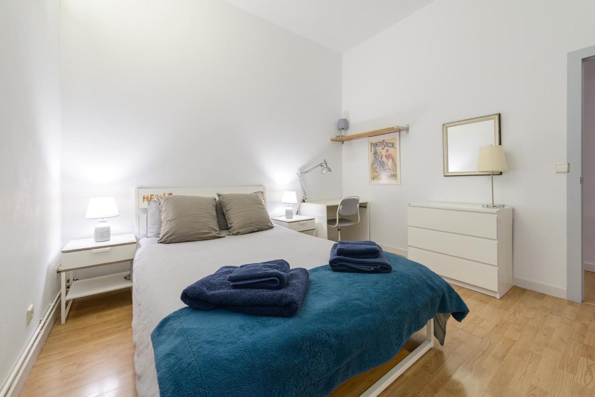 GRAN VIA-SOL SPACIOUS APARTMENT * 3 BRs, 2 WCs + A/Cs Madrid Exterior foto